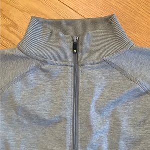 Stretchy Foot joy pullover silver/grey